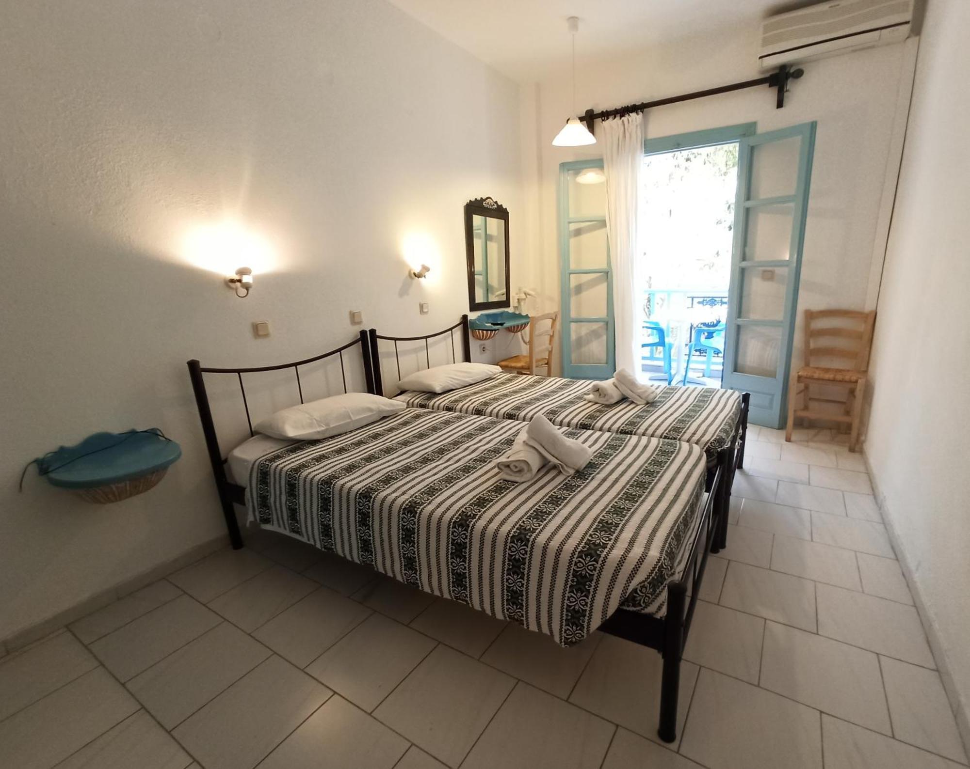 Daidalos Hotel Armenistis  Room photo